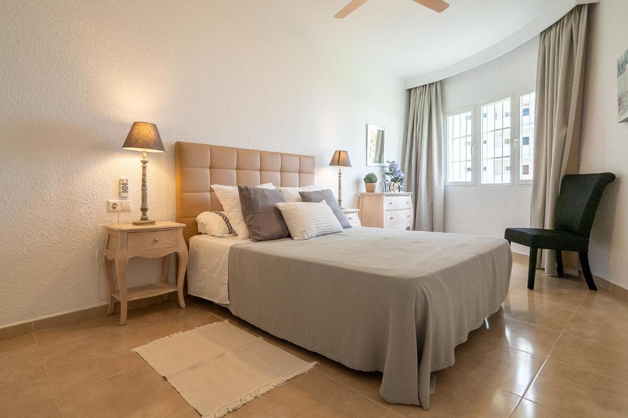Md002 Precioso Apartamento En Primera Linea De Playa Sitio de Calahonda Buitenkant foto